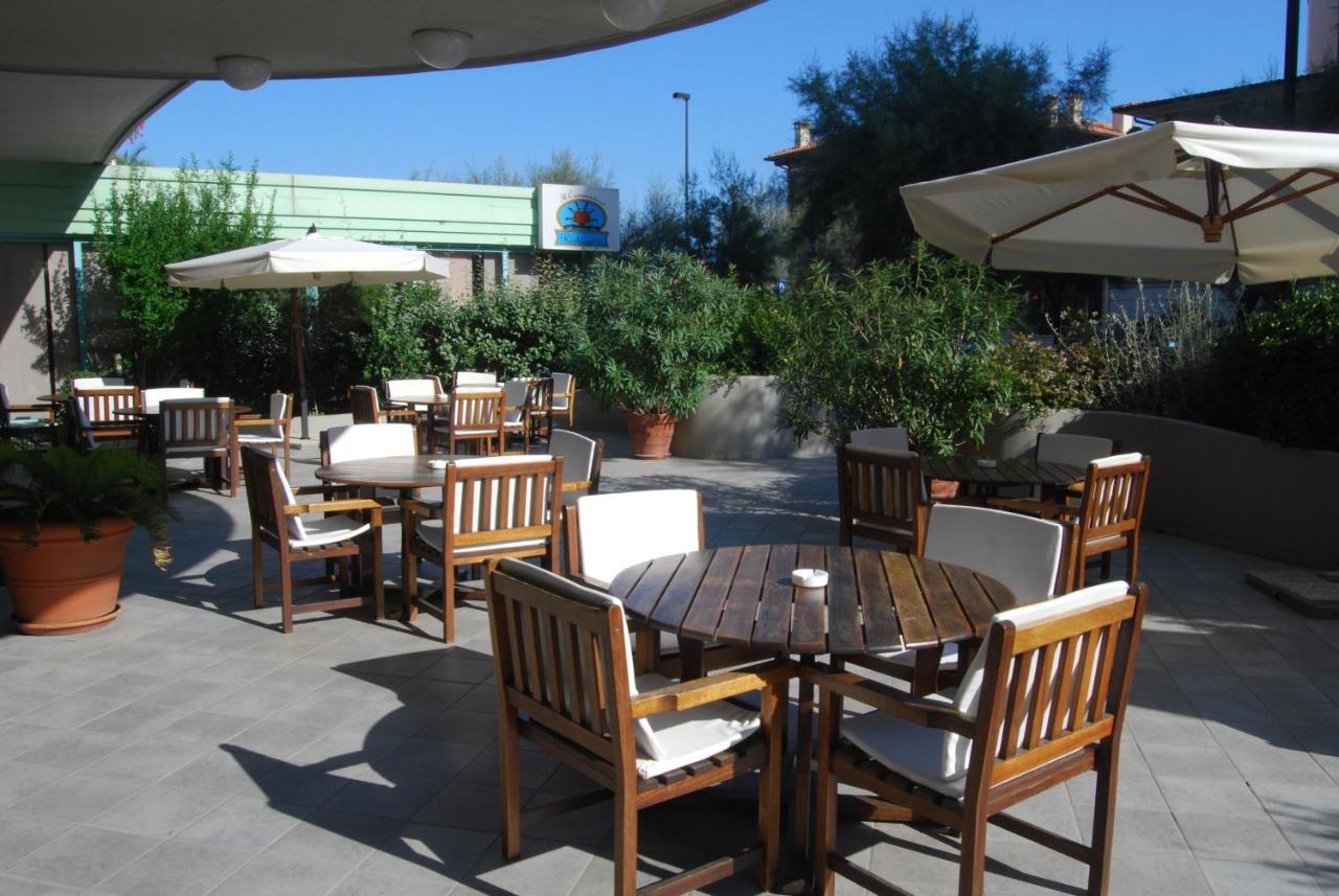 Hotel Caravelle Pesaro Esterno foto